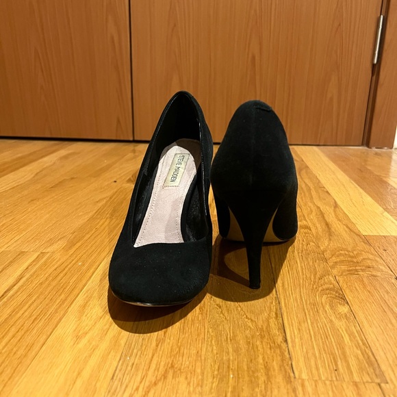 Steve Madden Black Suede Unityy Pump - Size 10 - Picture 11 of 12